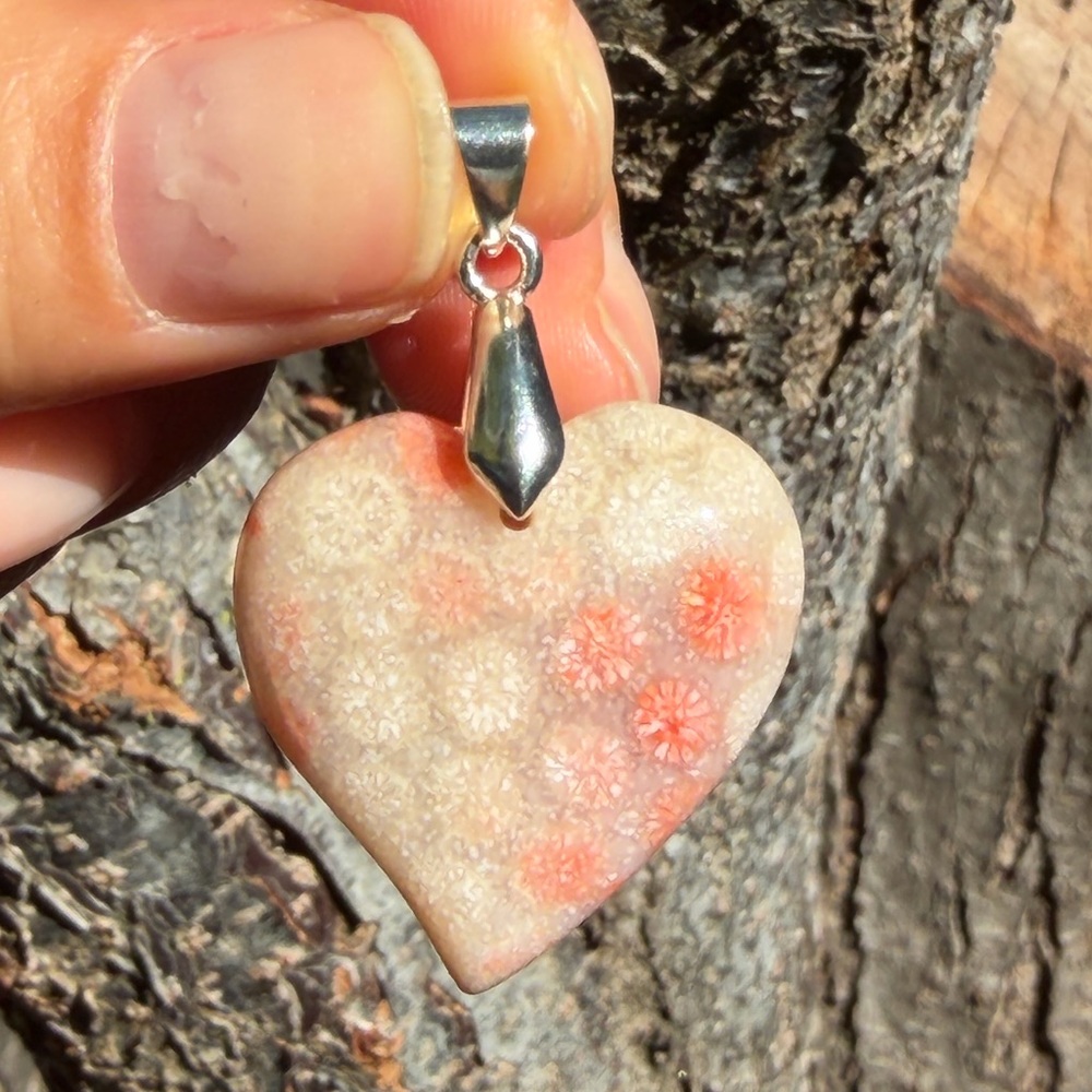 Sterling silver pink coral jade heart pendant‎ 0373